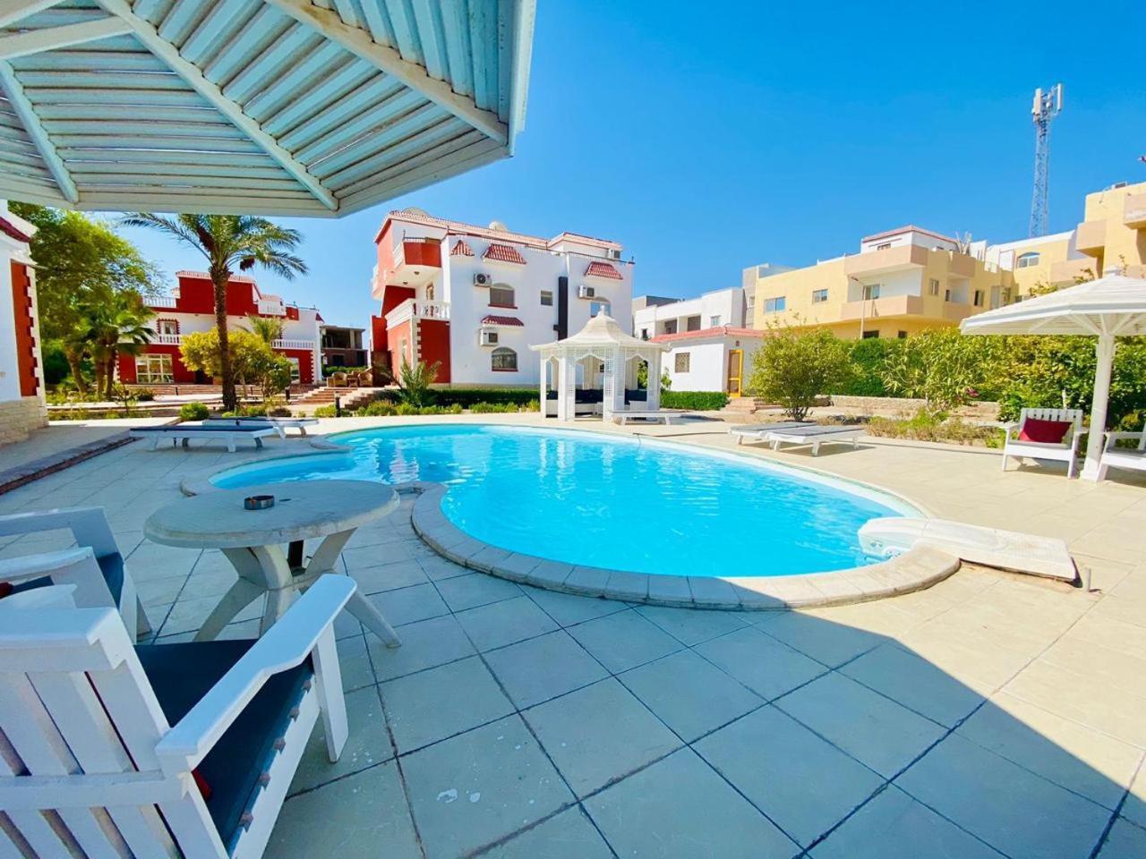 Moubark 6 Directly To The Swimming Pool Apartament *